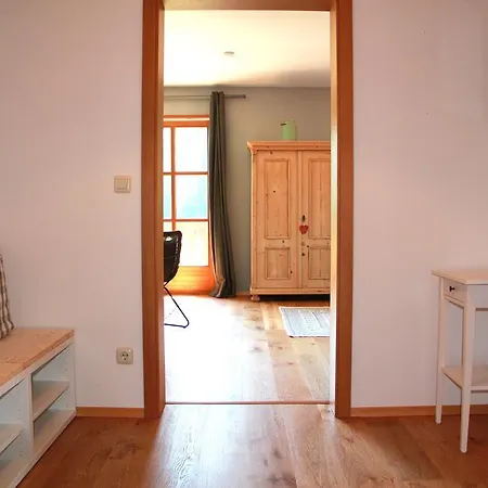 Ferienwohnung Oberammergau * オーバーアマーガウ